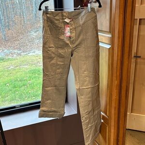 The North Face Women’s outdoor convertible pant. “Slider Pant”